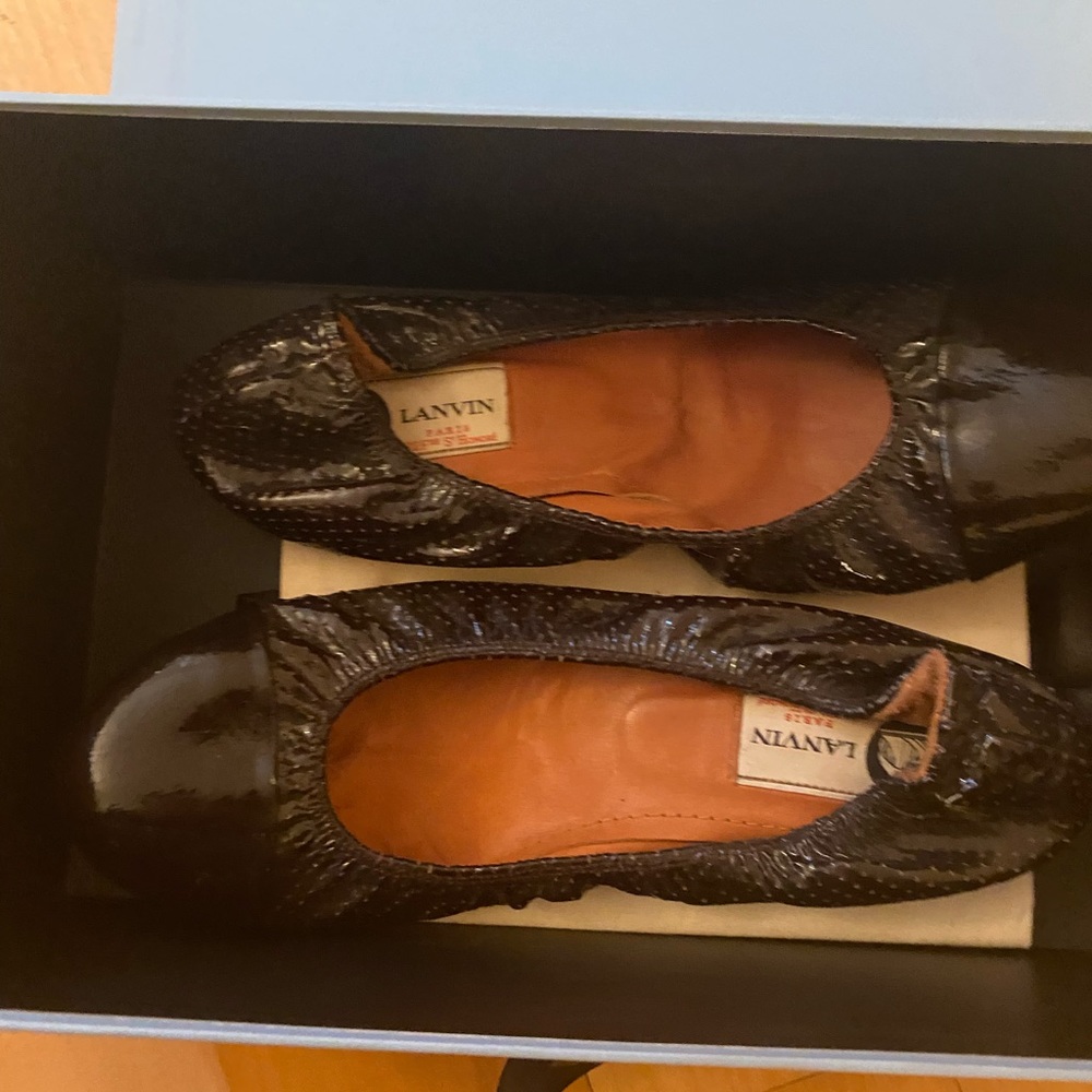 Lanvin patent brown flats